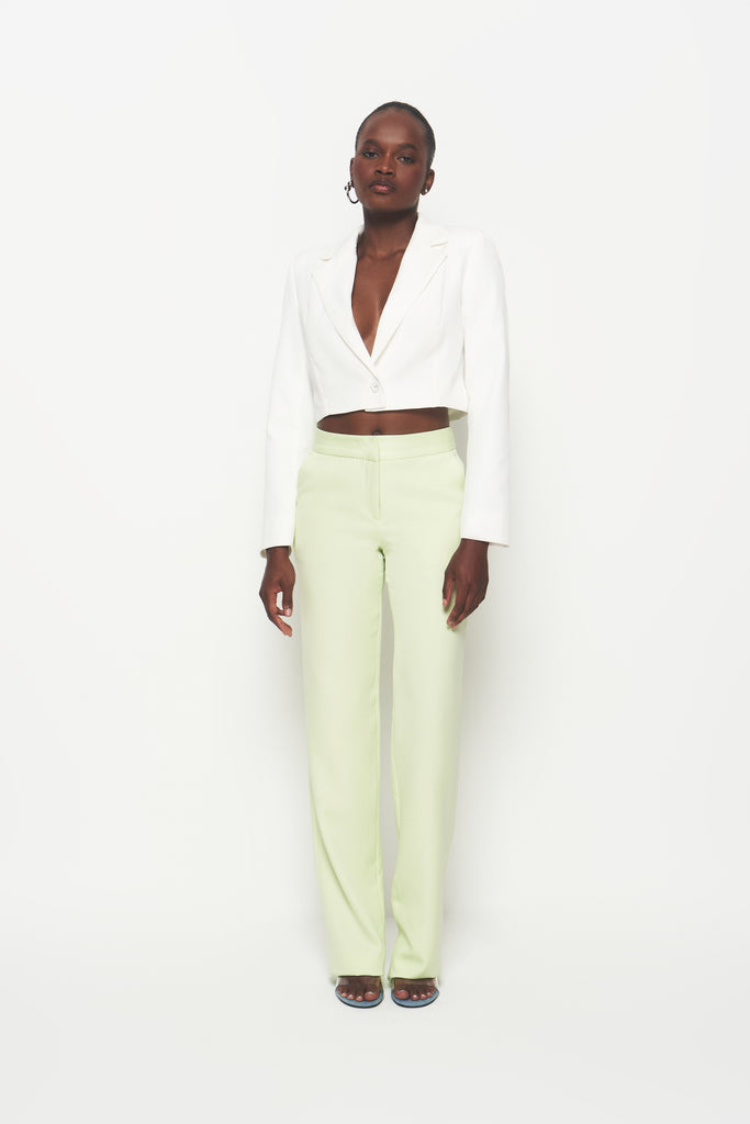 Blazer Cropped Alfaiataria Vitória Youse Off White - Shop Youse