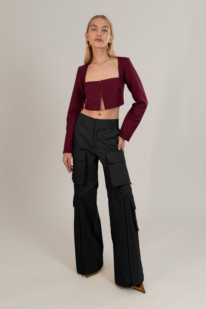 Calça Com Maxi Bolsos E Ziper Frontal Preto - Shop Youse